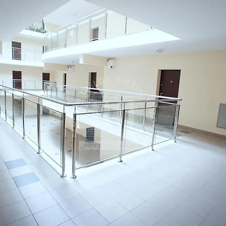 Mieszkanie Z Tarasem * אוסטקה